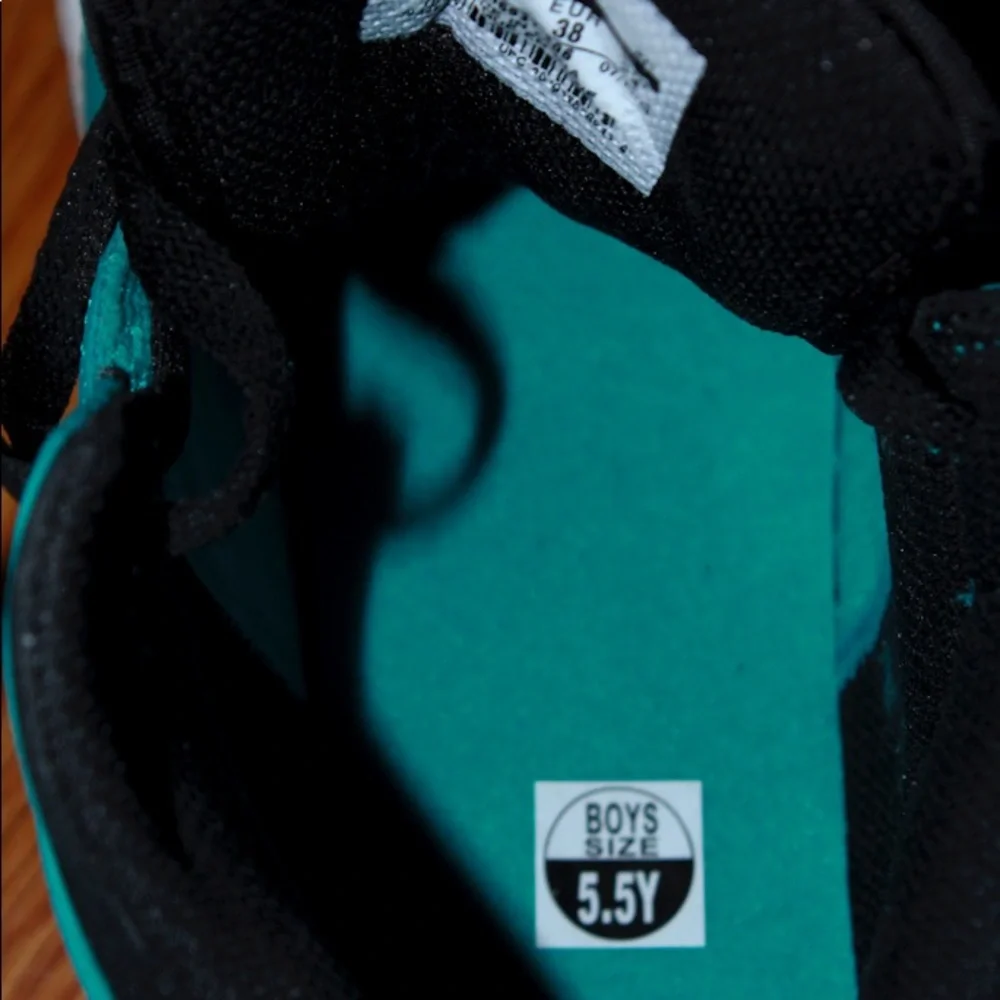 Must Go‼️ Unisex Like New Jordan 1 South Beach. Read Description 👇 - Picture 7 of 9
